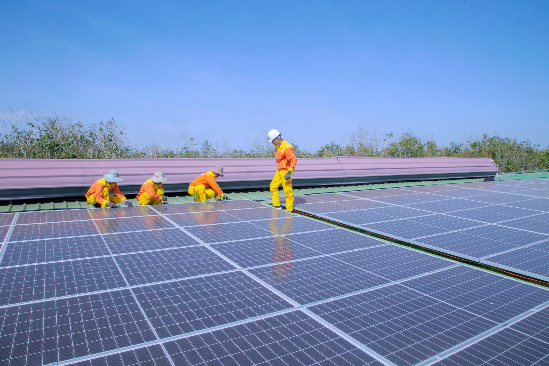 Solar panels maintenance